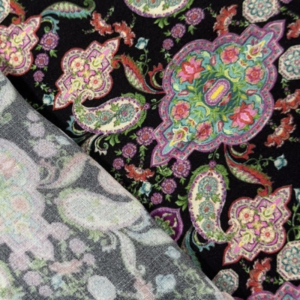 Tissu Coton Paisley noir multi couleur Tissu Coton Paisley noir multi couleur