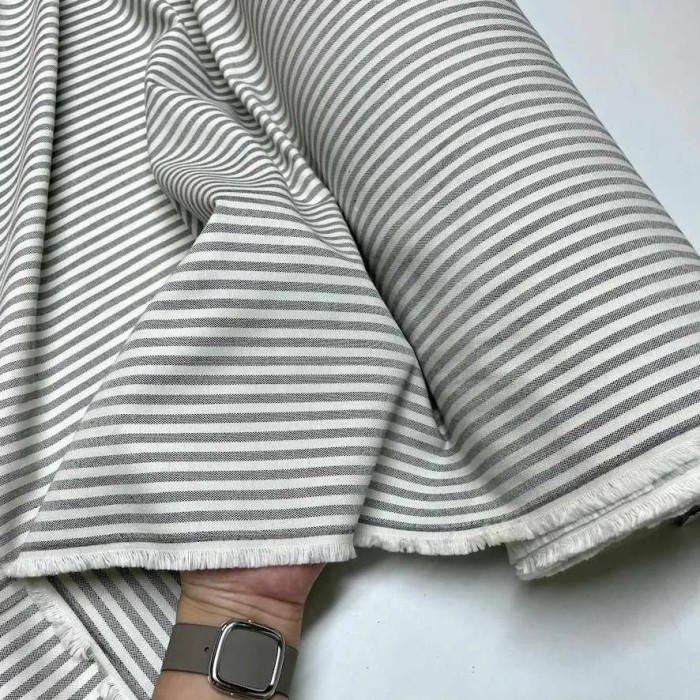 Tissu coton chambray rayures gris - Haute couture Tissu coton chambray rayures gris - Haute couture