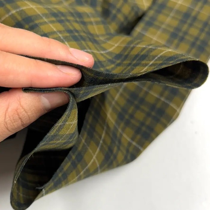 Tissu Laine polyester écossais vert olive