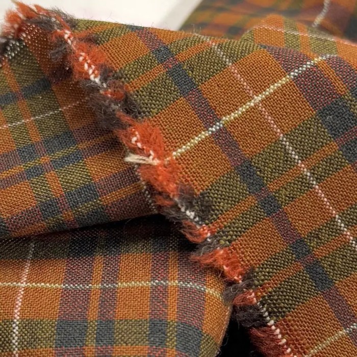 Tissu Laine polyester écossais rouille et kaki