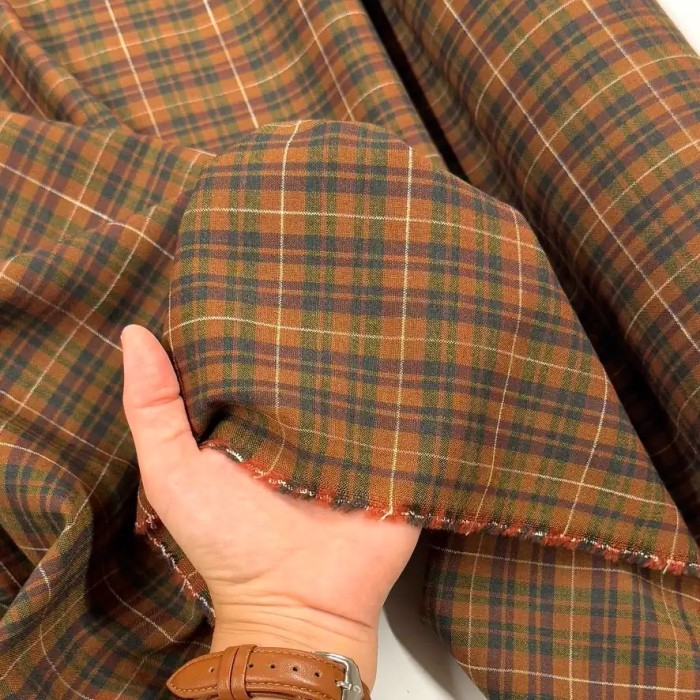 Tissu Laine polyester écossais rouille et kaki