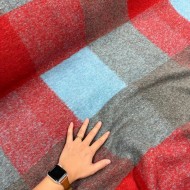 Tissu Laine acrylique épais grands carreaux rouges gris bleu ciel