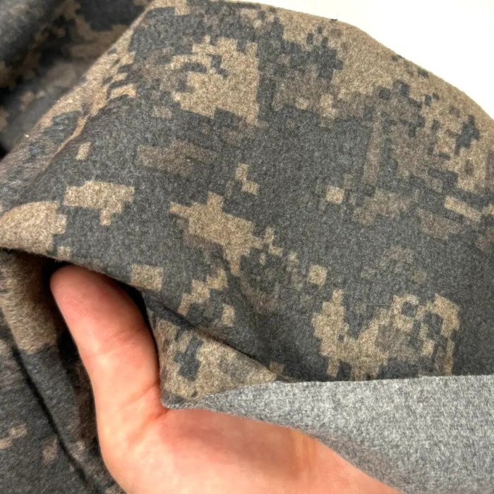 Tissu laine polyester camouflage digital beige kaki