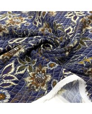 Tissu viscose floral vintage quadrillé sur fond bleu nuit