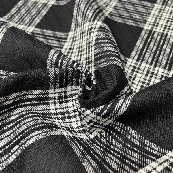 Tissu lainage gros carreaux noir blanc - Haute couture Tissu lainage gros carreaux noir blanc - Haute couture