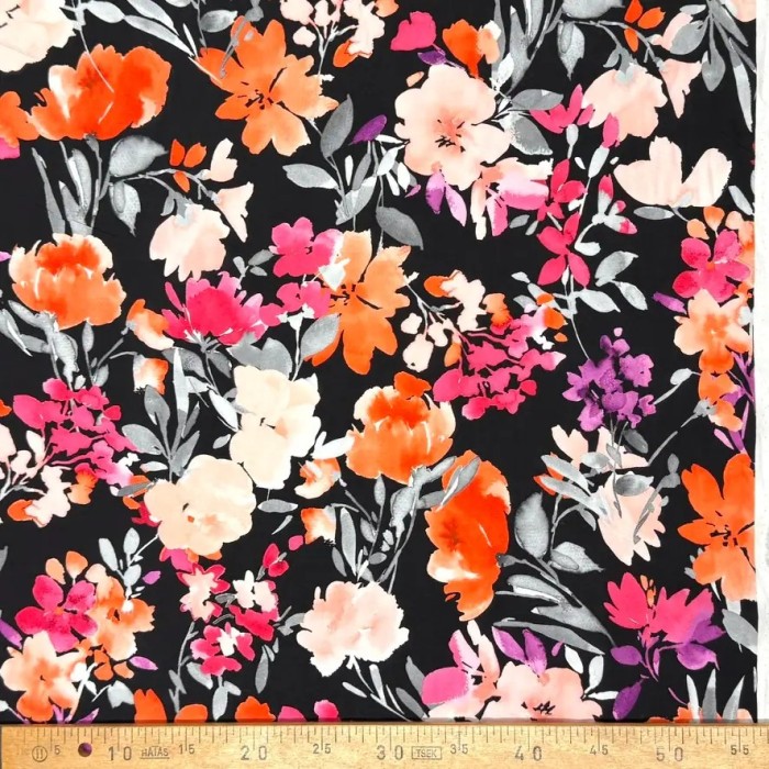 Tissu viscose floral aquarelle multicolore sur fond noir