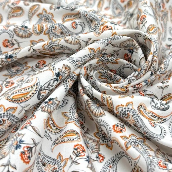 Tissu popeline coton paisley fleurs vintage orange blanc Tissu popeline coton paisley fleurs vintage orange blanc