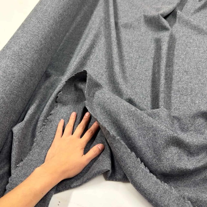 Tissu laine gris chiné uni - Haute Couture