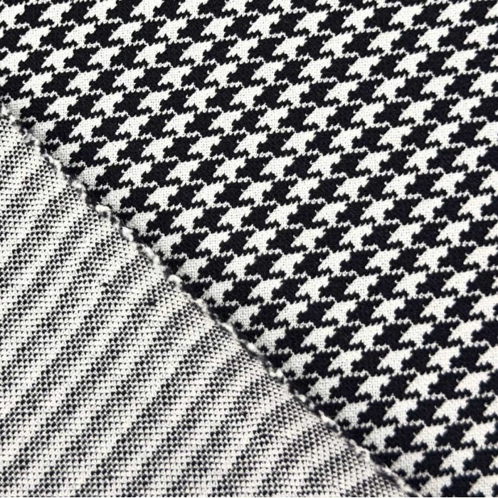 Tissu polyester jersey extensible pied de poule blanc et noir
