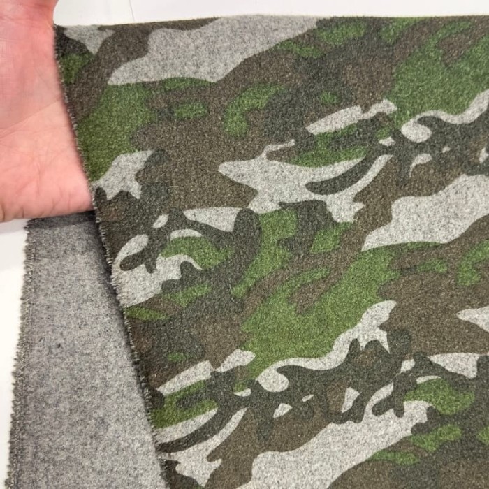 Tissu laine polyester camouflage vert kaki et gris
