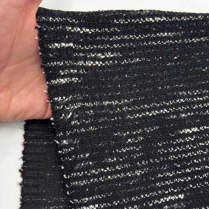 Tissu maille coton polyester chiné effet bouclé noir et blanc