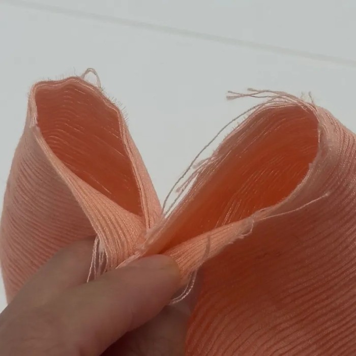 Tissu viscose nylon plissé fin saumon