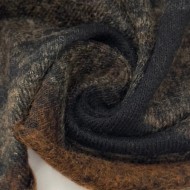 Tissu panneau laine polyester 130×160 à bordures décor taupe sur noir Tissu panneau laine polyester 130×160 à bordures décor taupe sur noir