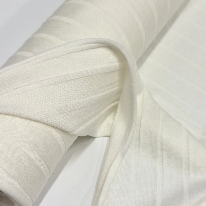Tissu jersey viscose polyester nylon à côtes écru