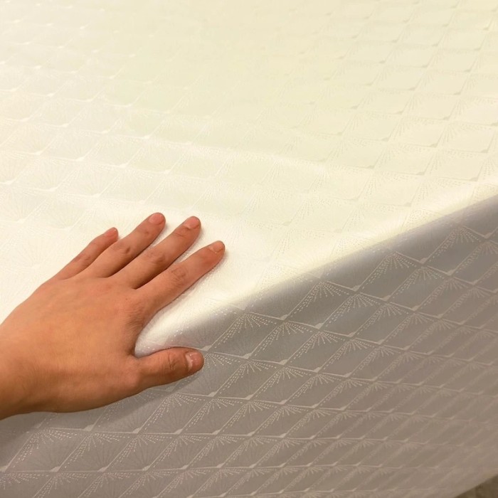 Tissu damassé pour nappe polyester éventail crème – Déperlant