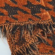 Tissu velours chenille polyester pied-de-poule brique noir