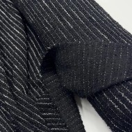 Tissu maille fantaisie polyester bouclé avec lurex rayures blanches sur noir Tissu maille fantaisie polyester bouclé avec lurex rayures blanches sur noir