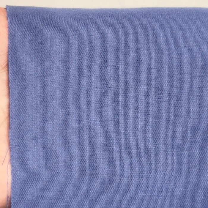 Tissu voile coton polyester uni pervenche