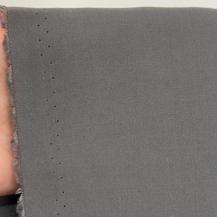 Tissu voile coton polyester uni gris foncé