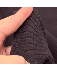 Tissu polyester relief à carreaux velouté aubergine Tissu polyester relief à carreaux velouté aubergine