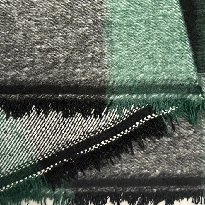 Tissu aspect lainage polyester coton effet flanelle à grands carreaux noir vert Tissu aspect lainage polyester coton effet flanelle à grands carreaux noir vert