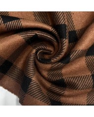 Tissu polyester effet flanelle à carreaux noir sur fond marron Tissu polyester effet flanelle à carreaux noir sur fond marron