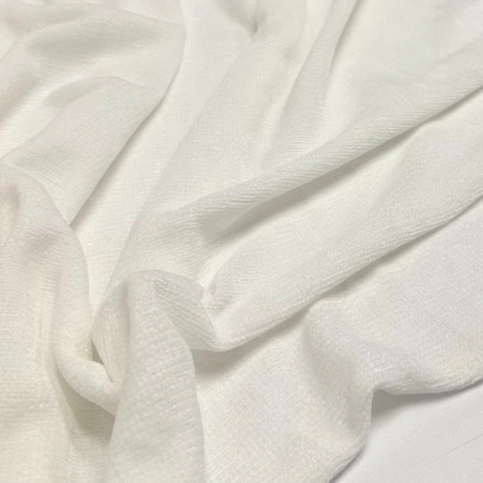 Tissu polyester effet velours uni blanc Tissu polyester effet velours uni blanc
