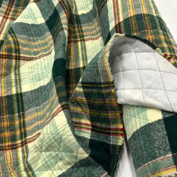 Tissu matelassé polyester laine écossais moutarde rouge sur vert Tissu matelassé polyester laine écossais moutarde rouge sur vert