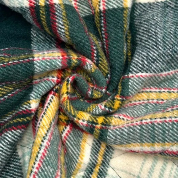 Tissu matelassé polyester laine écossais moutarde rouge sur vert Tissu matelassé polyester laine écossais moutarde rouge sur vert