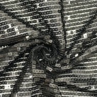 Tissu sequins brodé sur tulle polyester noir Tissu sequins brodé sur tulle polyester noir