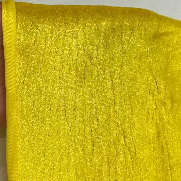 Tissu panne de velours polyester uni citron Tissu panne de velours polyester uni citron