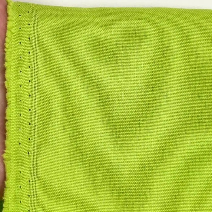 Tissu polyester uni vert clair Tissu polyester uni vert clair