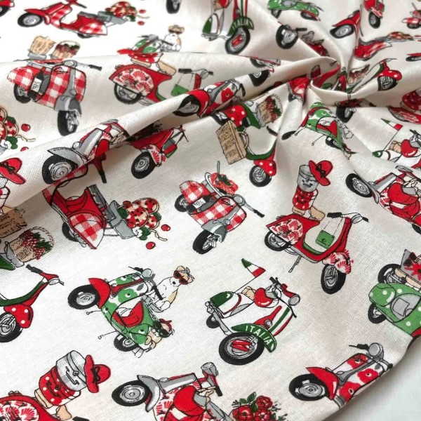 Tissu coton imprimé vespa rouge et vert Tissu coton imprimé vespa rouge et vert
