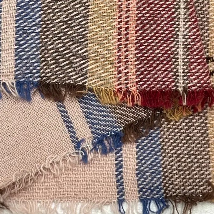 Tissu 100% coton écossais à carreaux rose bleu multicolores Tissu 100% coton écossais à carreaux rose bleu multicolores