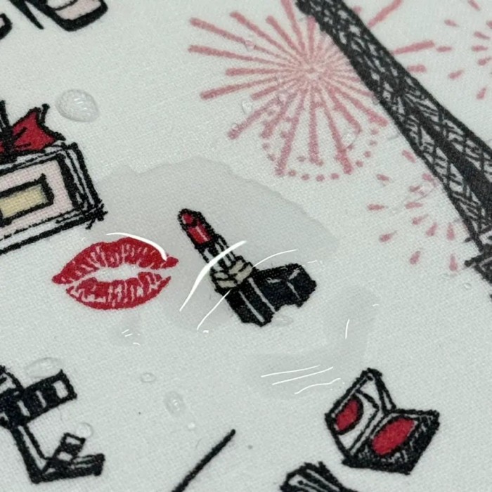 Tissu coton enduit J'aime Paris Tour Eiffel rose noir sur fond blanc