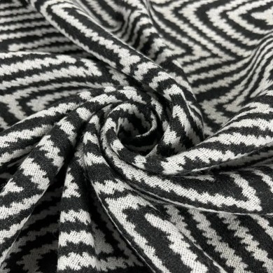 Tissu lainage acrylique à rayures chevron noir blanc Tissu lainage acrylique à rayures chevron noir blanc