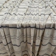 Tissu Voilage grand largeur polyester aspect lin à rayures noires sur voile beige