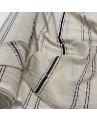 Tissu Voilage grand largeur polyester aspect lin à rayures noires sur voile beige