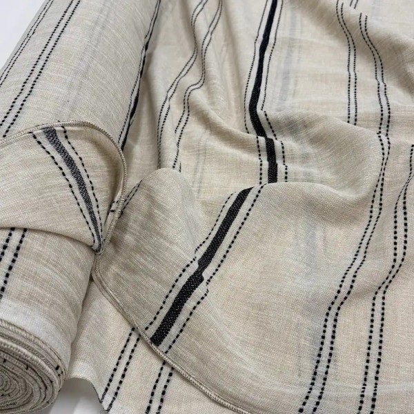 Tissu Voilage grand largeur polyester aspect lin à rayures noires sur voile beige