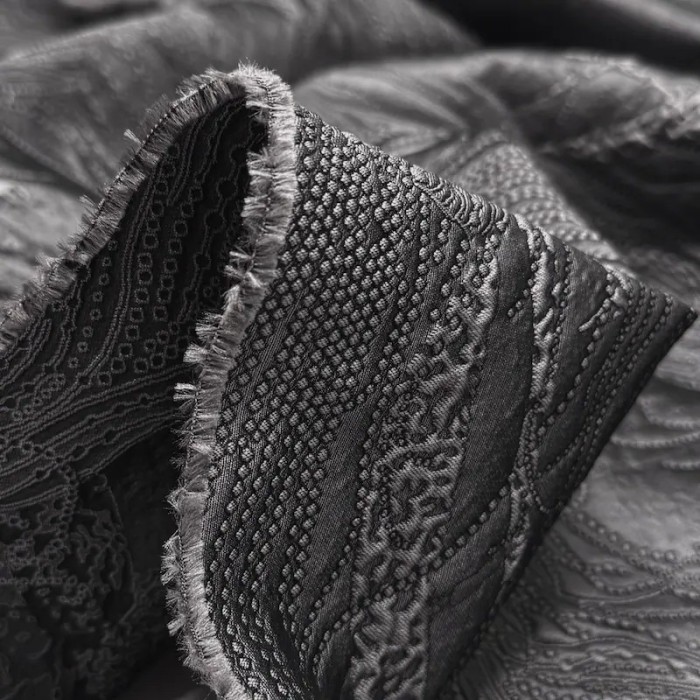 Tissu Jacquard Brocard Fin Soie Polyester Motifs Fantaisie Anthracite Argenté Texturé