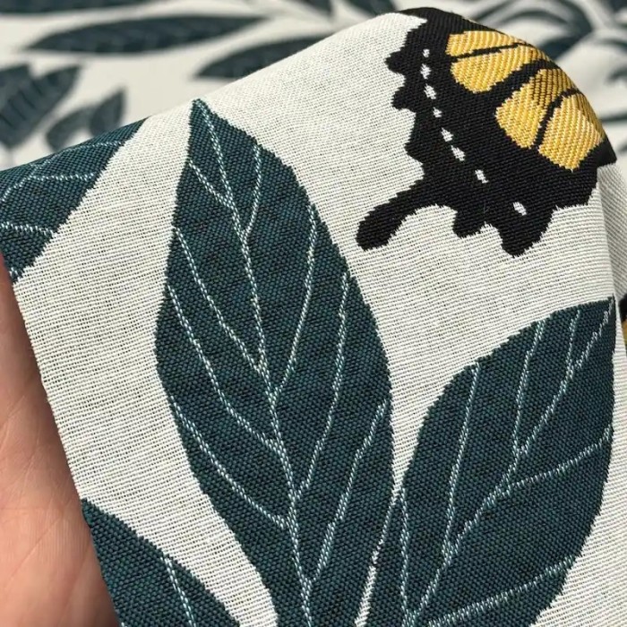 Tissu Jacquard Double Tissage Polyester Coton Papillons Ocre Feuillages Vert Profond Sur Fond Blanc