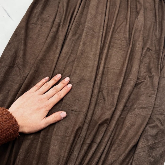 Tissu Suédine Polyester Élasthanne Chocolat Marron Foncé Uni - Coupon 300cm x145cm