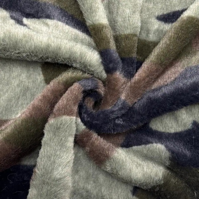 Tissu Doudou Polyester Camouflage Kaki  - Coupon 300cm x150cm