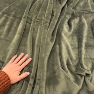 Tissu Polaire Polyester Vert Kaki Foncé Uni- Coupon 150cm x 200cm
