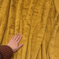Tissu Doudou Polyester Poils Court Moutard Uni- Coupon 150cm x 200cm