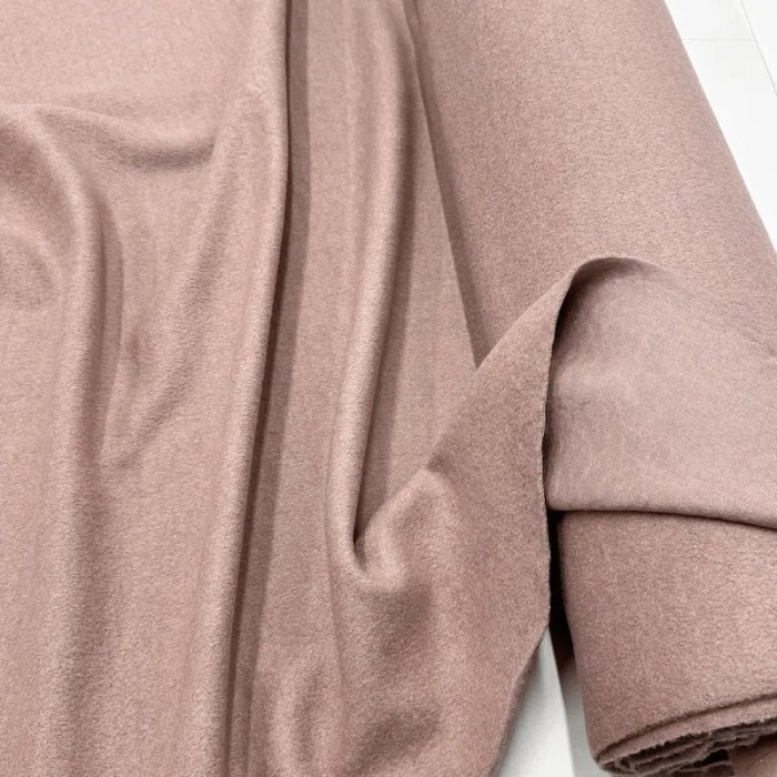 Tissu Laine Polyester Bouillie Aspect Bouclette Rose Taupe Uni