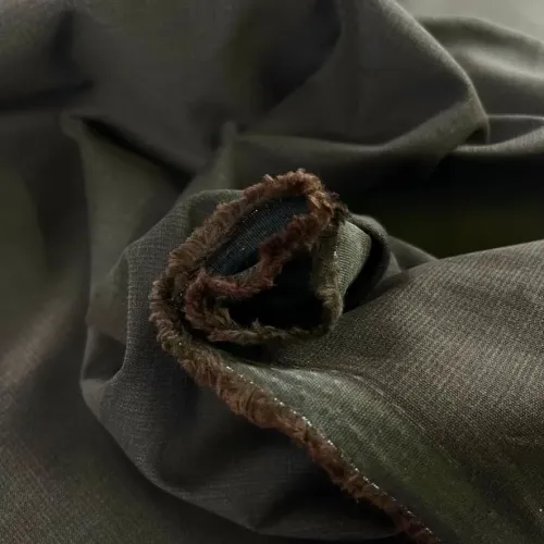 Tissu coton sergé vert uni