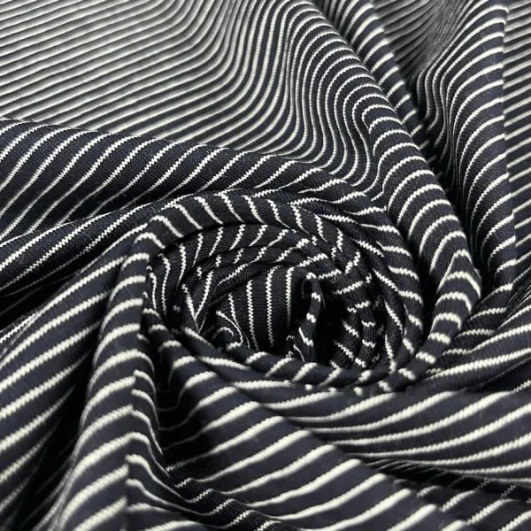 Tissu jersey coton stretch à rayures noire Tissu jersey coton stretch à rayures noire