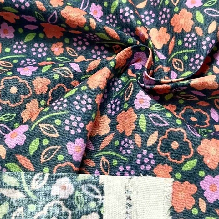 Tissu coton imprimé érika rose multi couleurs