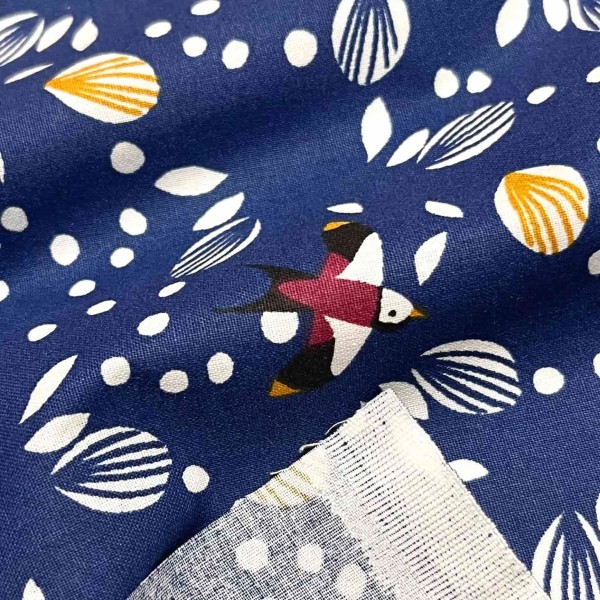 Tissu coton imprimé Jolhiro bleu Minuit Tissu coton imprimé Jolhiro bleu Minuit